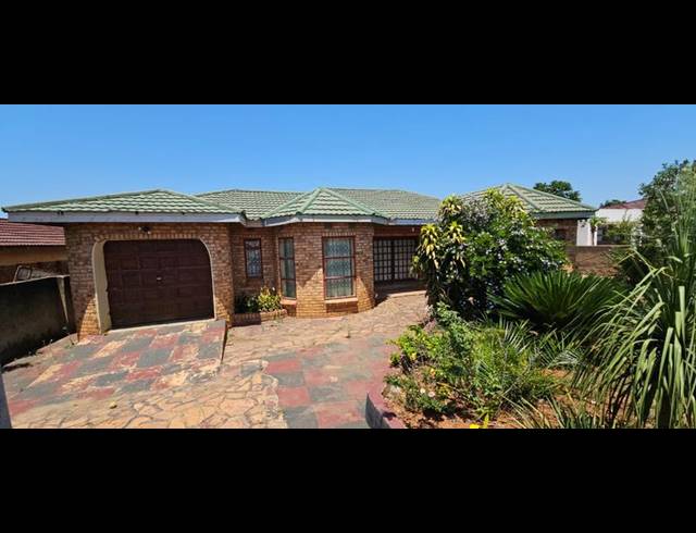 3 BEDROOM HOUSE FOR SALE IN VLEIFONTEIN